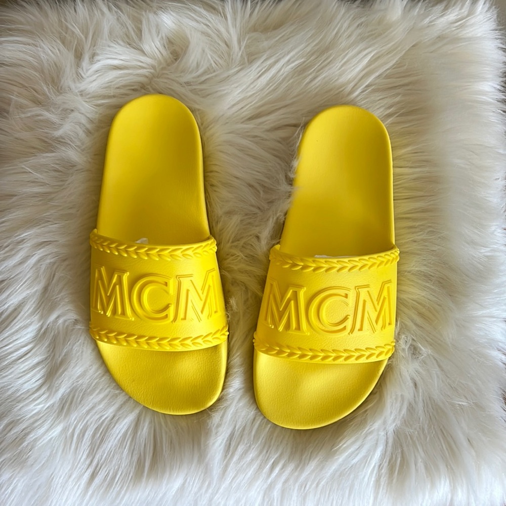 COPY - COPY - MCM Women’s Slides